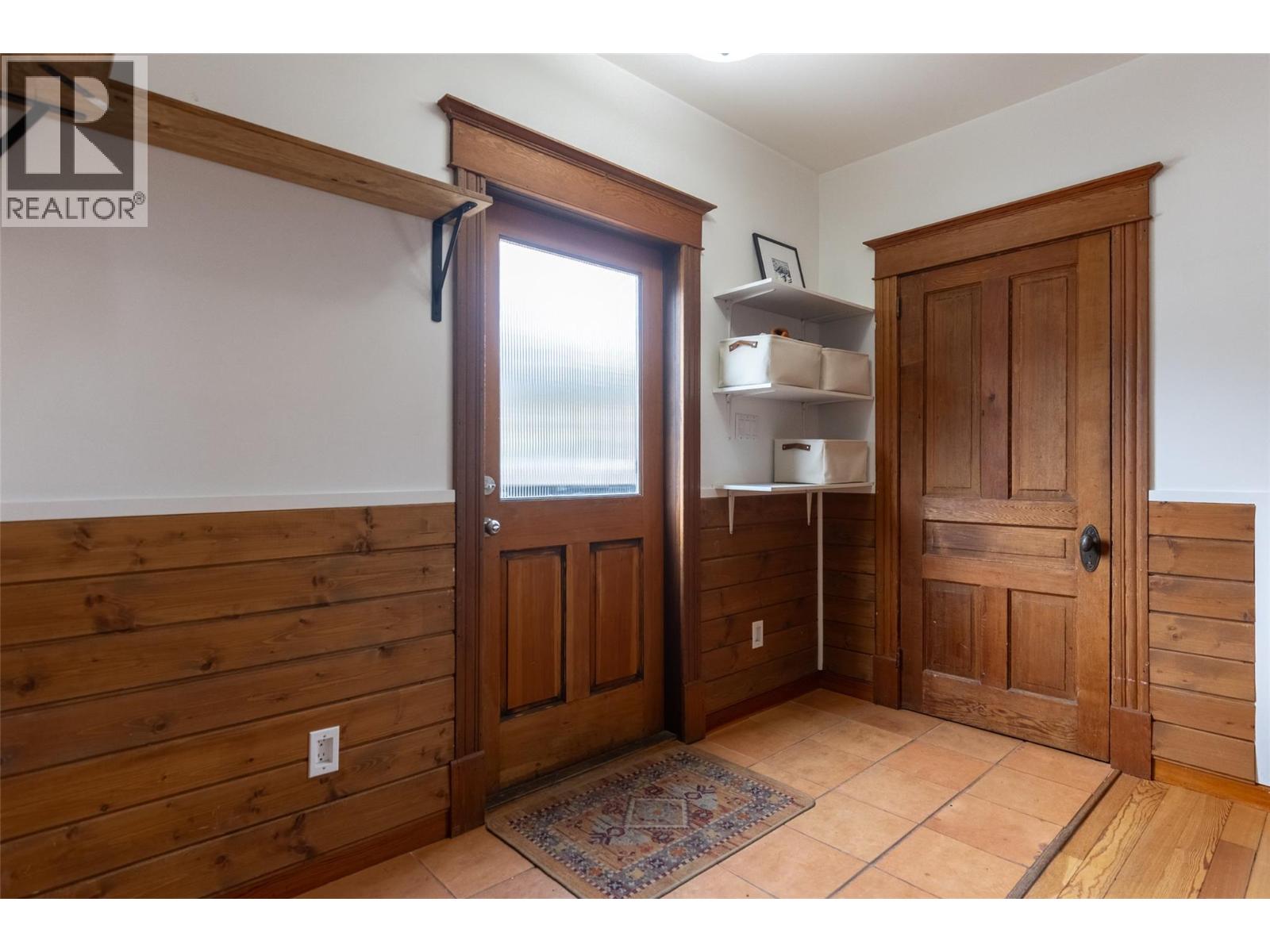 392 6th Avenue, Fernie