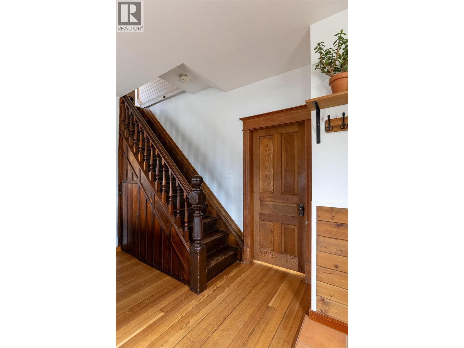 392 6th Avenue, Fernie