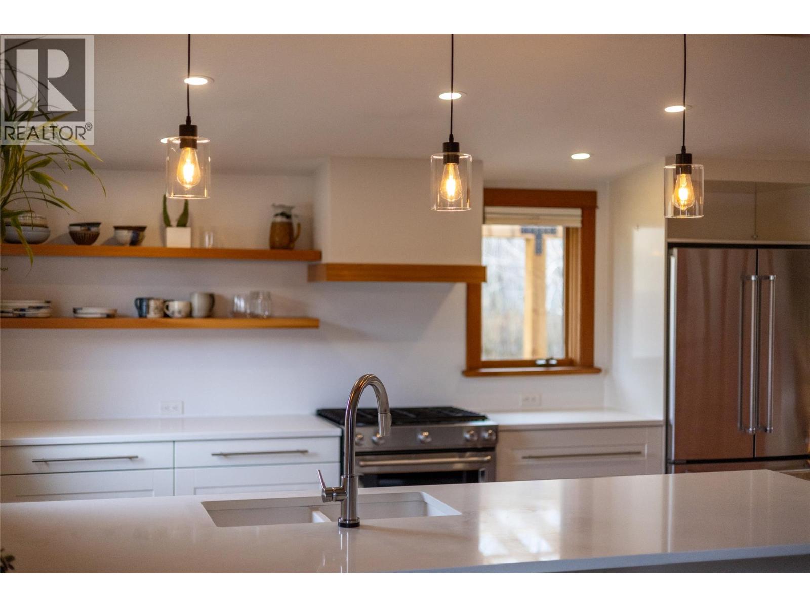 392 6th Avenue, Fernie