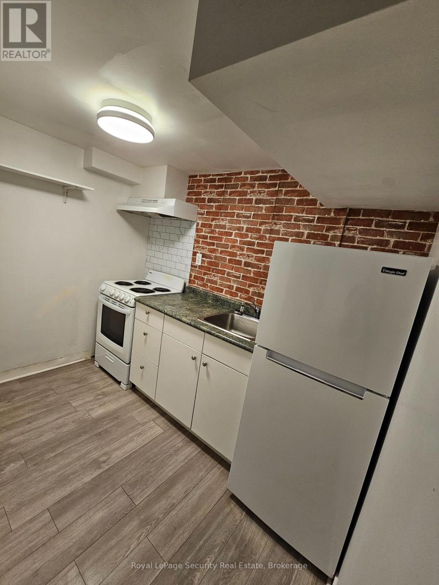 32 WILSON COURT - 19