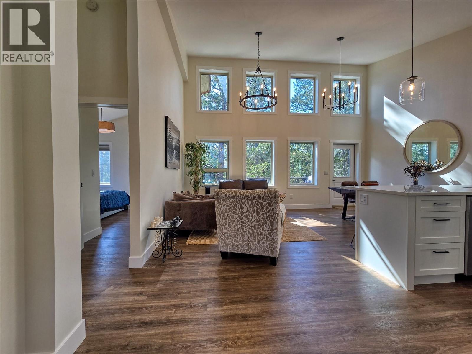 4926 TIMBER RIDGE Road Unit# 32, Windermere