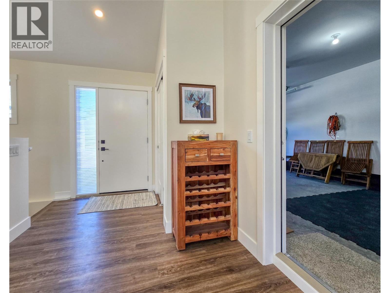 4926 TIMBER RIDGE Road Unit# 32, Windermere