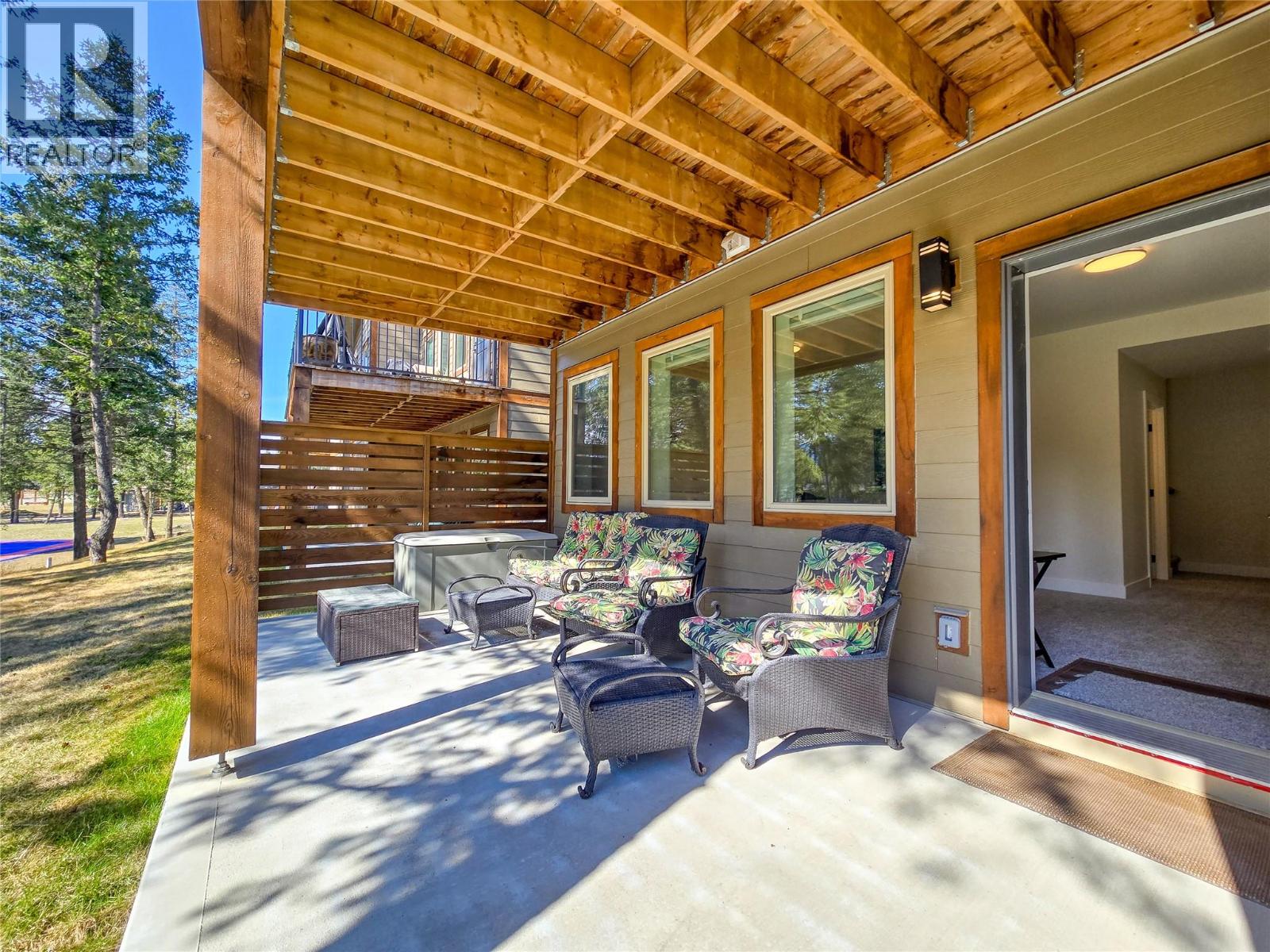 4926 TIMBER RIDGE Road Unit# 32, Windermere