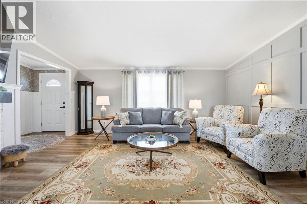 20 HICKORY HOLLOW - 16