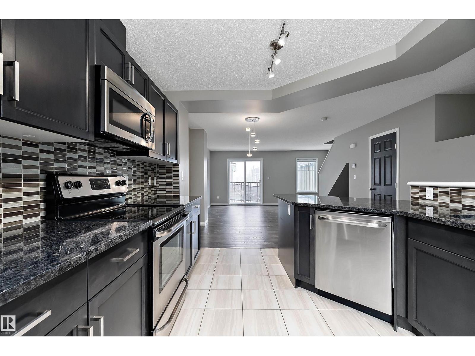 #90 3305 ORCHARDS LINK LI SW, Edmonton