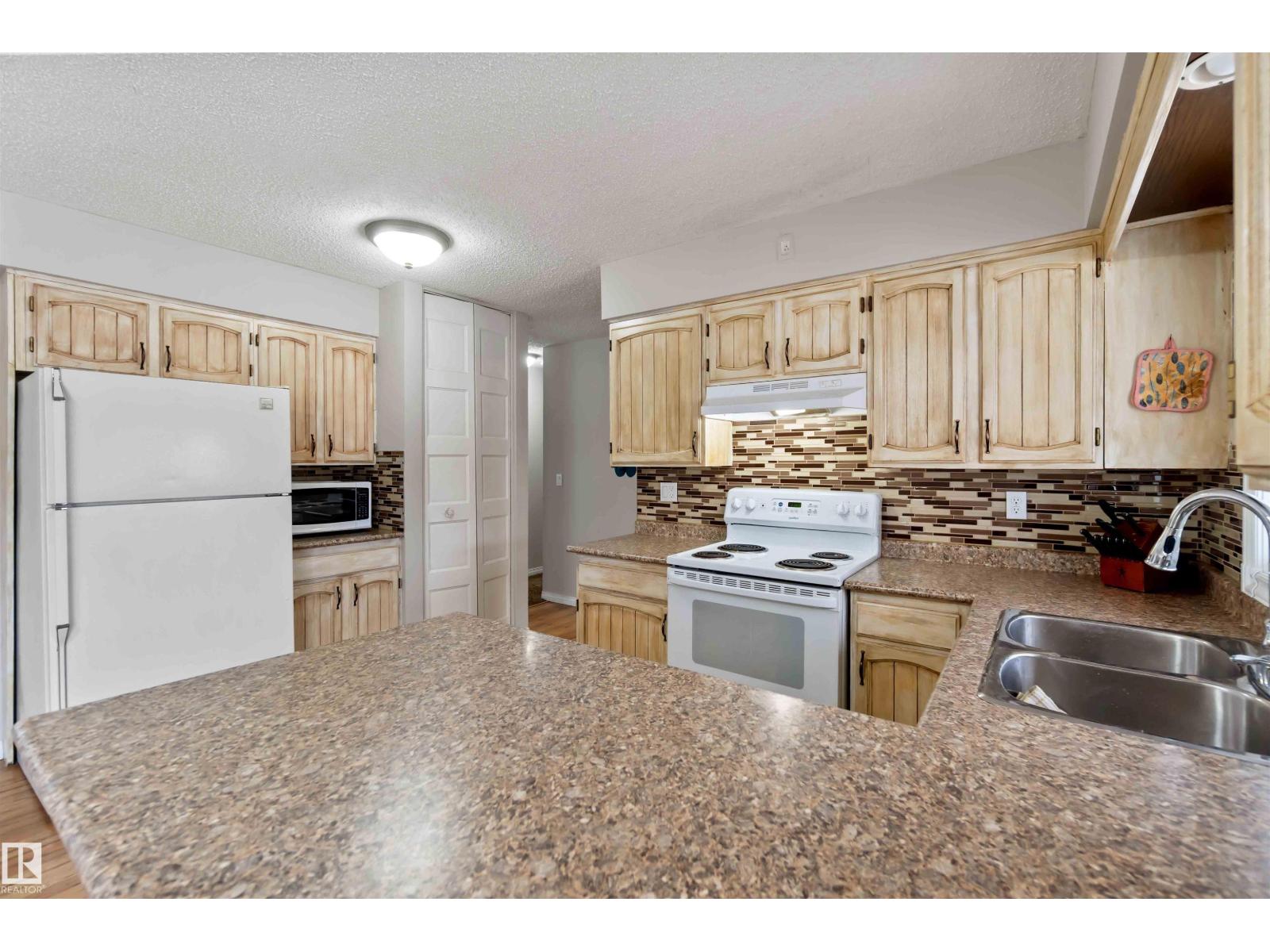 9542 85 ST, Fort Saskatchewan