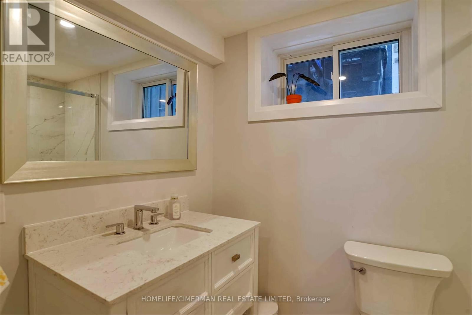 314 ROBINS POINT ROAD - 21