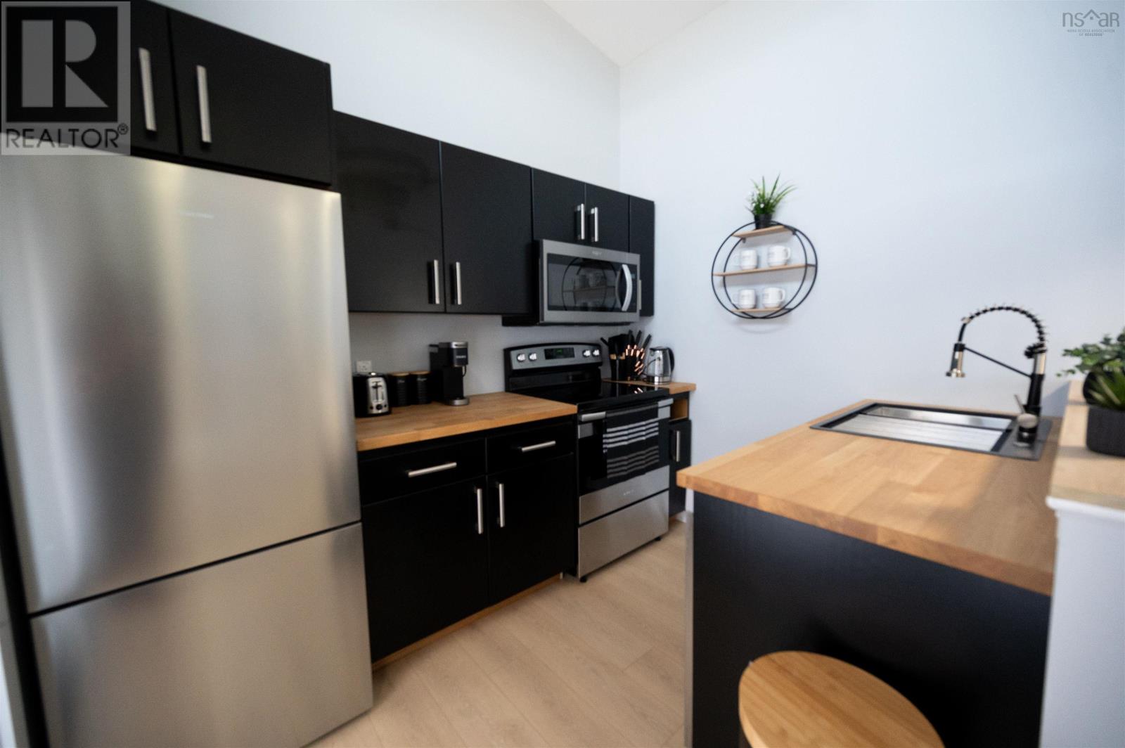 Property 8 of 29 of 15409 C Cabot Trail