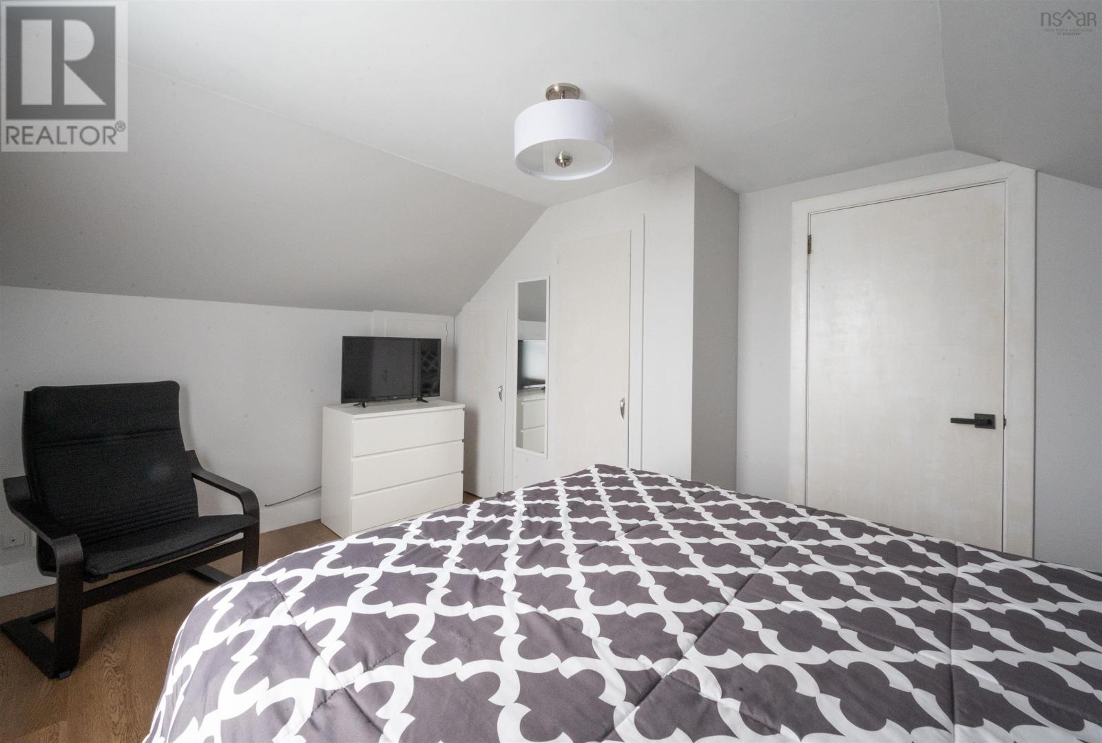 Property 23 of 33 of 9 Chemin de Susanne Road