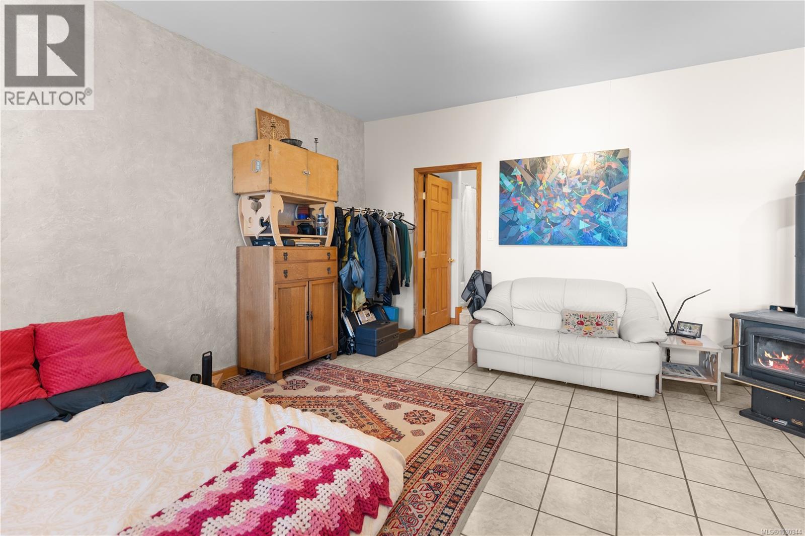 1059 PAT BURNS AVE - 36