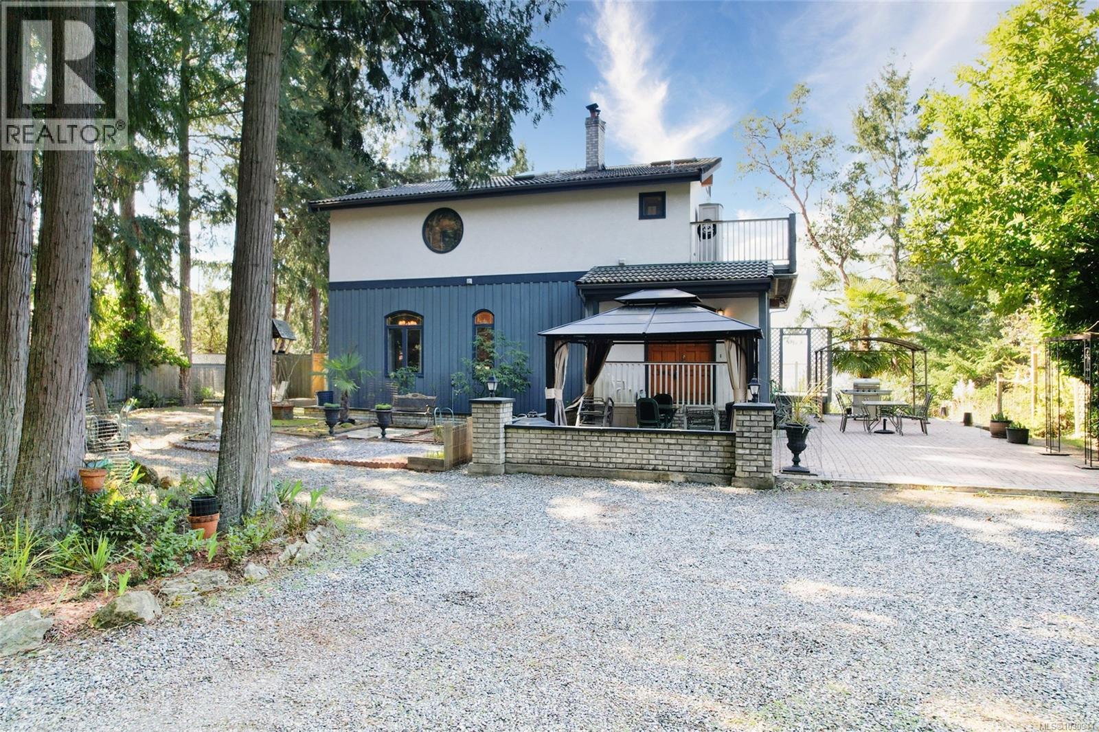 1059 PAT BURNS AVE - 51