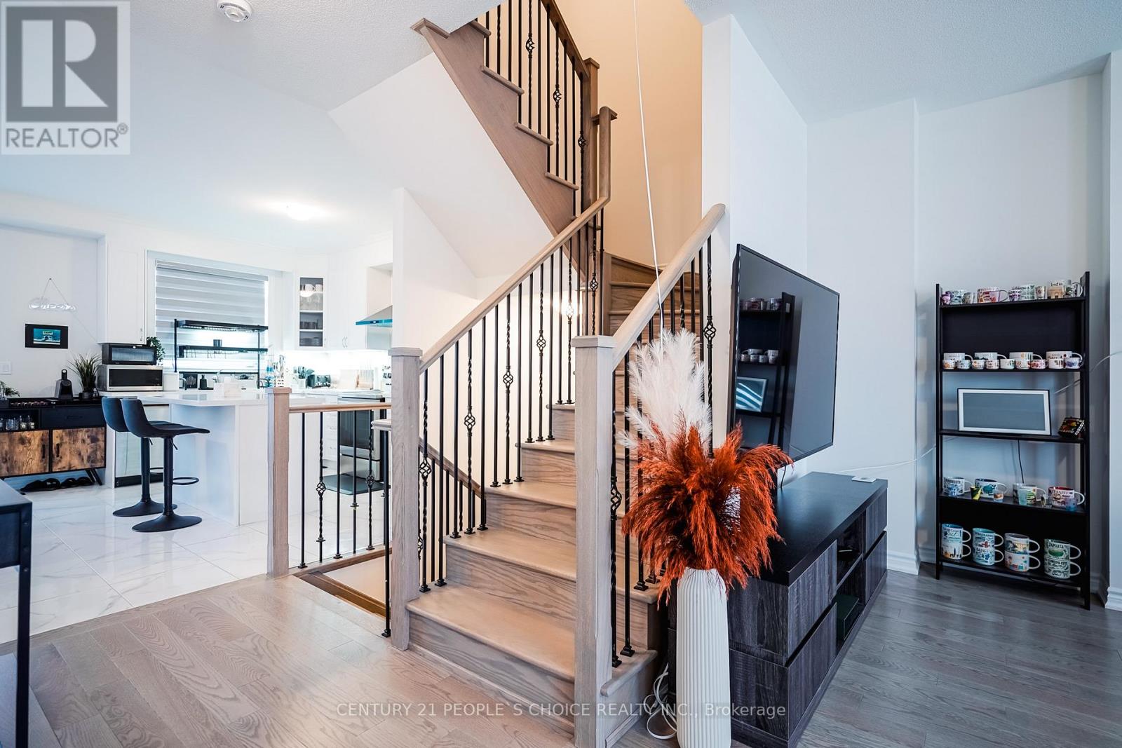 41 MINNOCK STREET W - 10