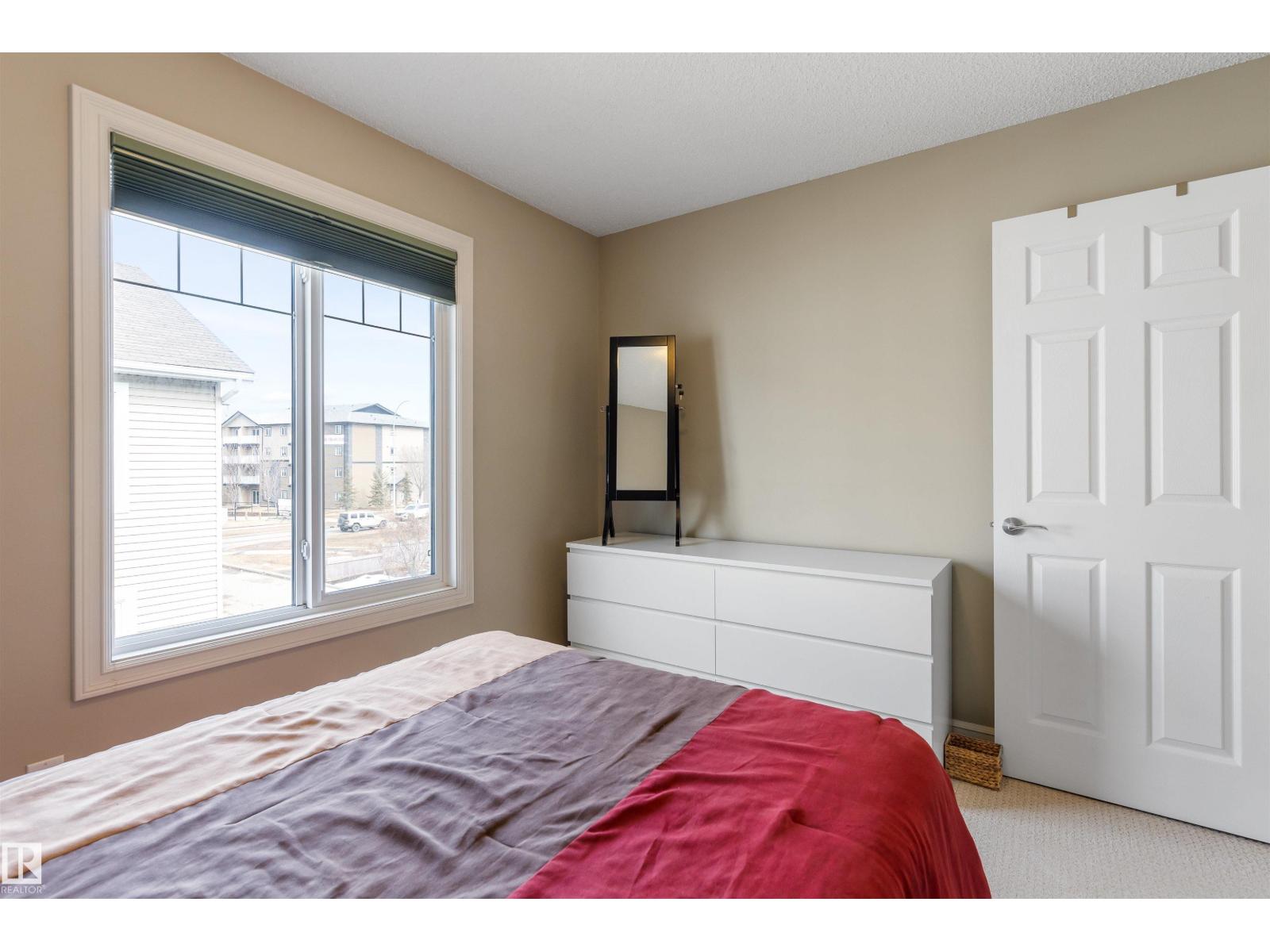 #64 655 TAMARACK RD NW, Edmonton