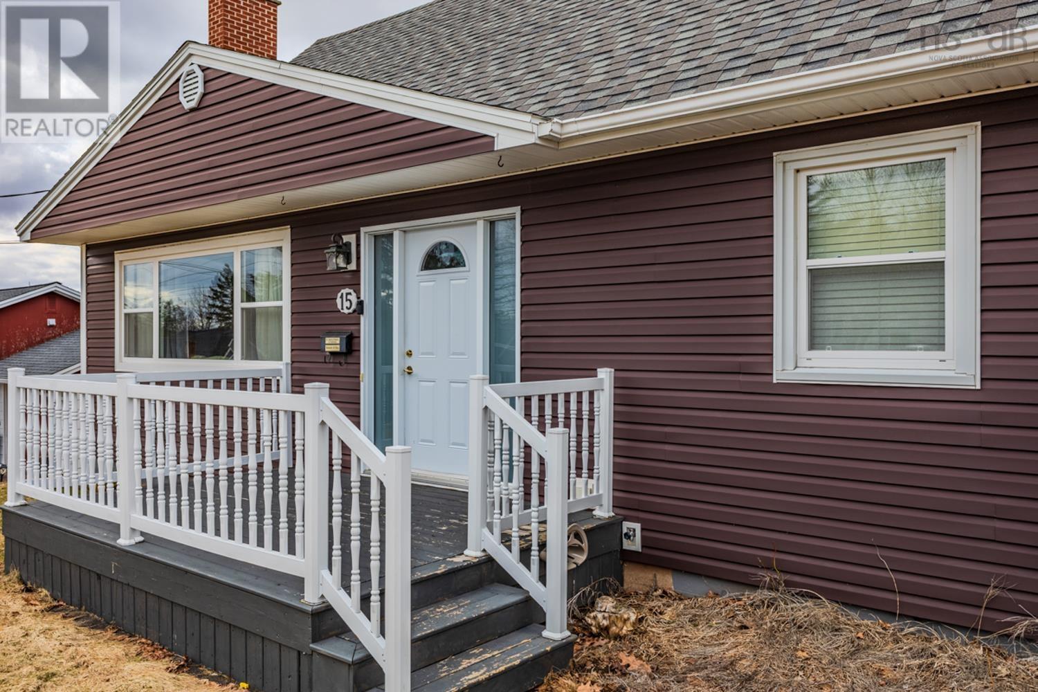 Property 31 of 45 of 15 FAIRVIEW Drive