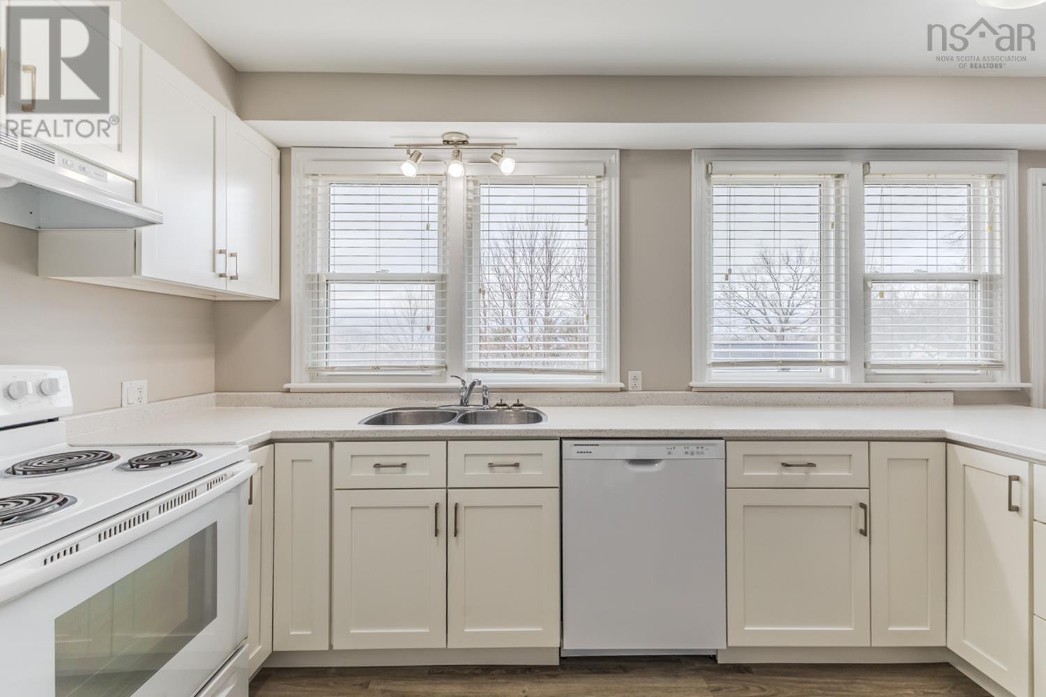 Property 4 of 45 of 15 FAIRVIEW Drive