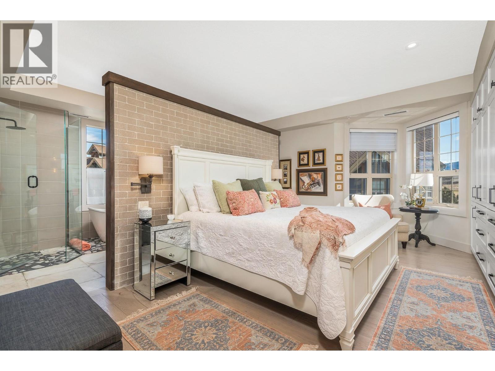 101 Village Centre Court Unit# 432, Vernon