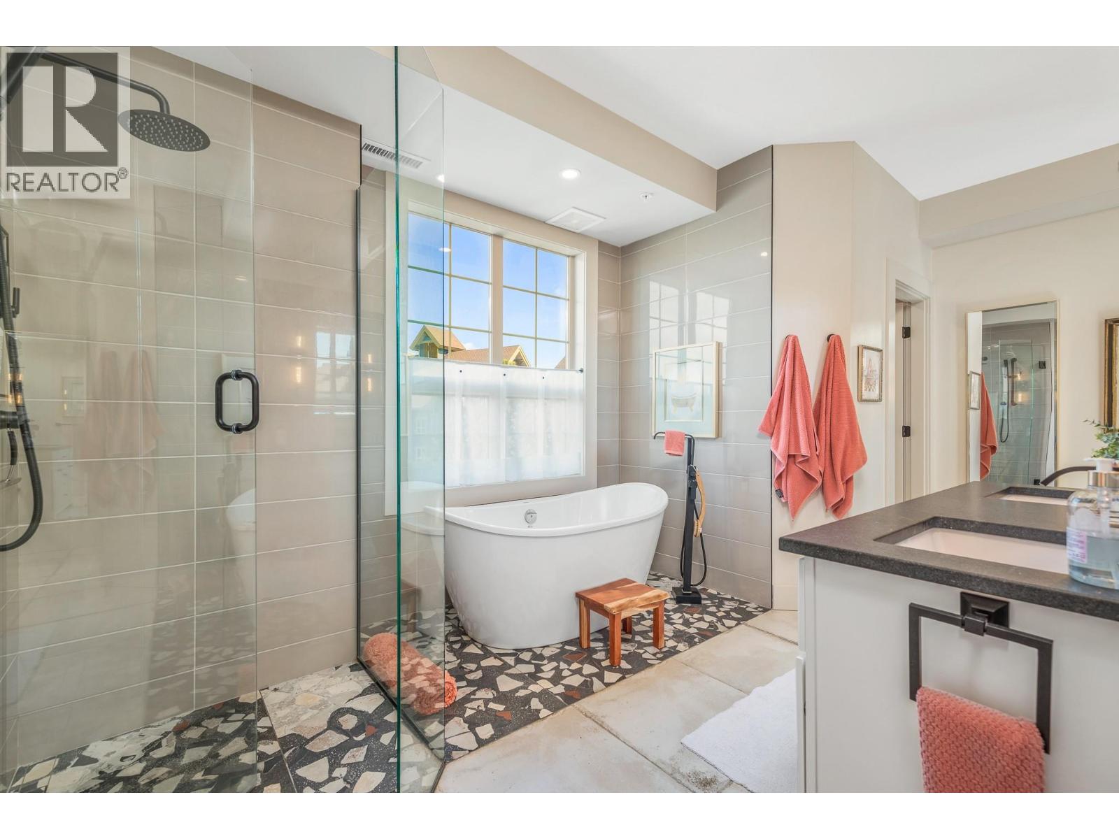 101 Village Centre Court Unit# 432, Vernon