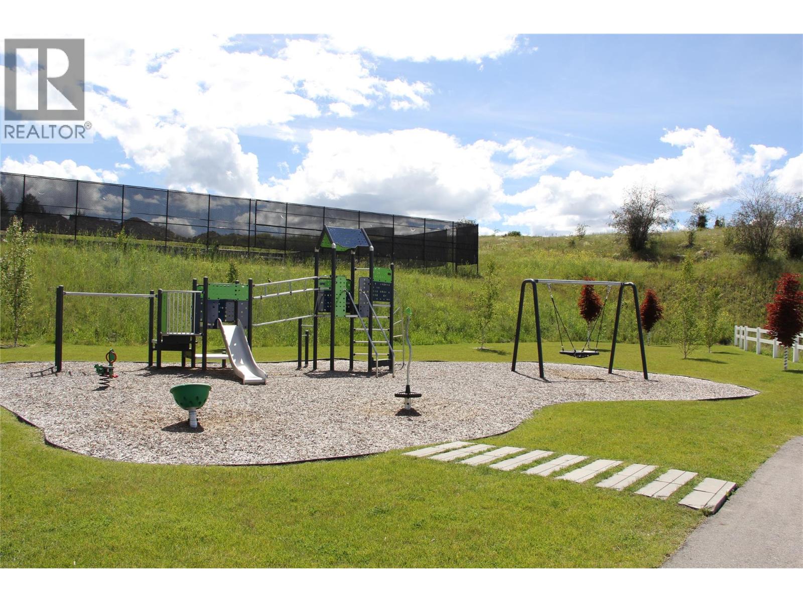 101 Village Centre Court Unit# 432, Vernon