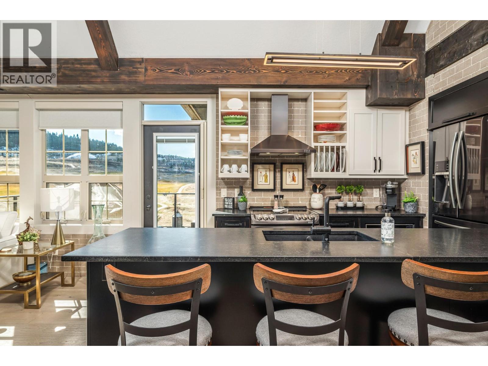 101 Village Centre Court Unit# 432, Vernon