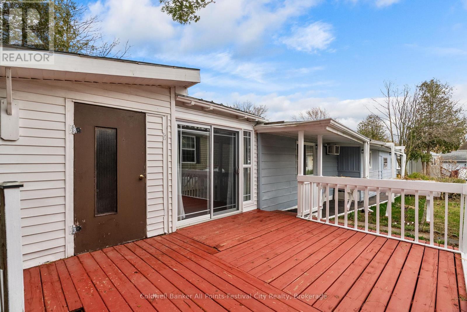 28 SUTTON DRIVE - 27