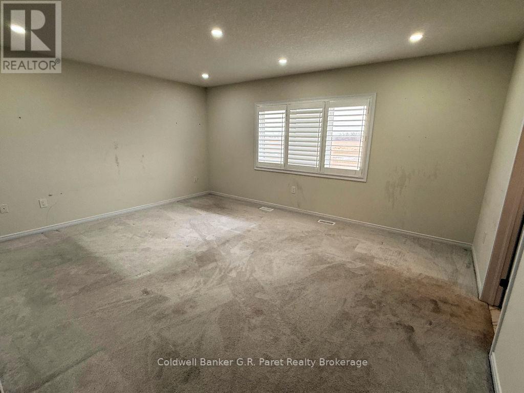 183 ATHENS STREET - 15