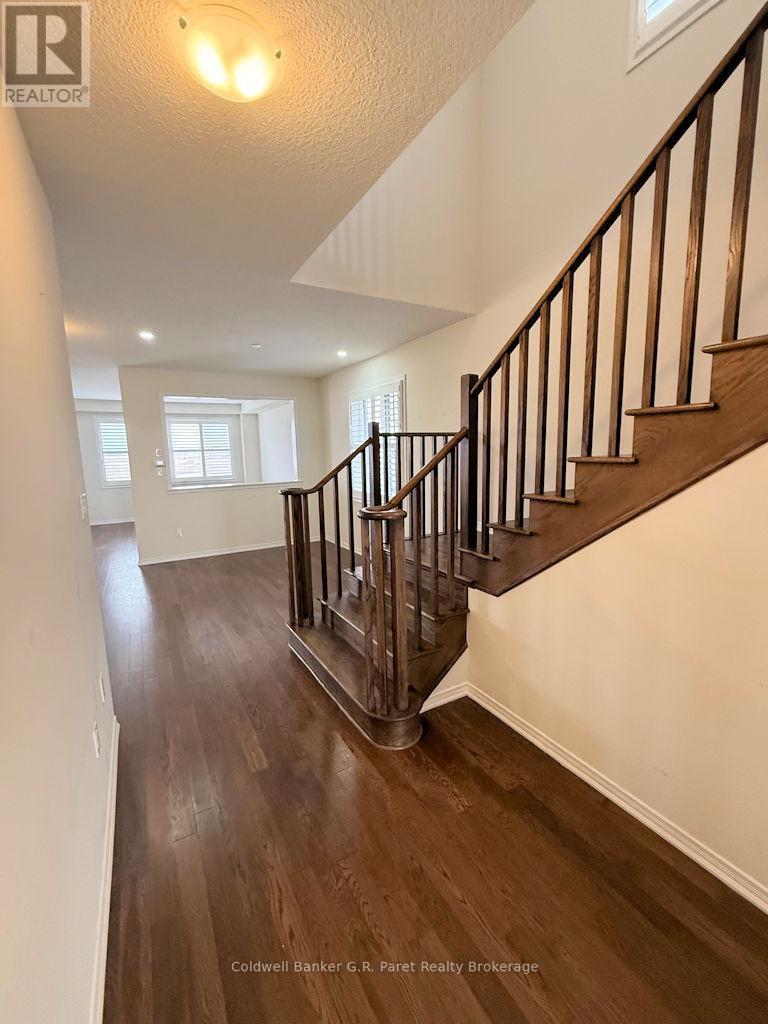 183 ATHENS STREET - 5