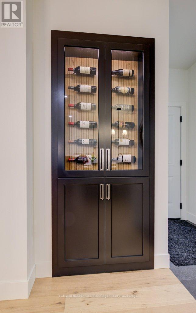 9 MARSHALL PLACE - 10