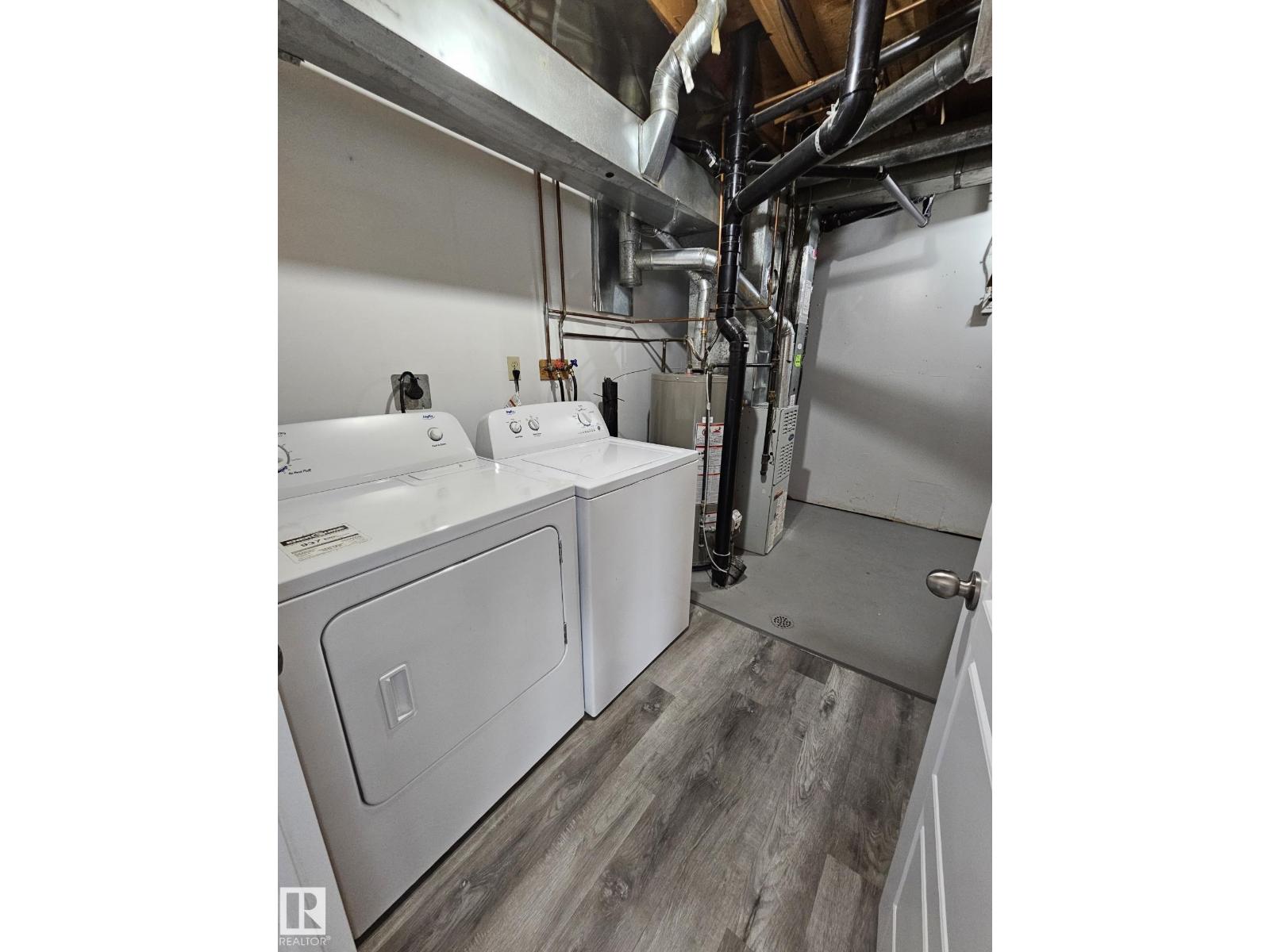 26 NORTHWOODS VG NW, Edmonton