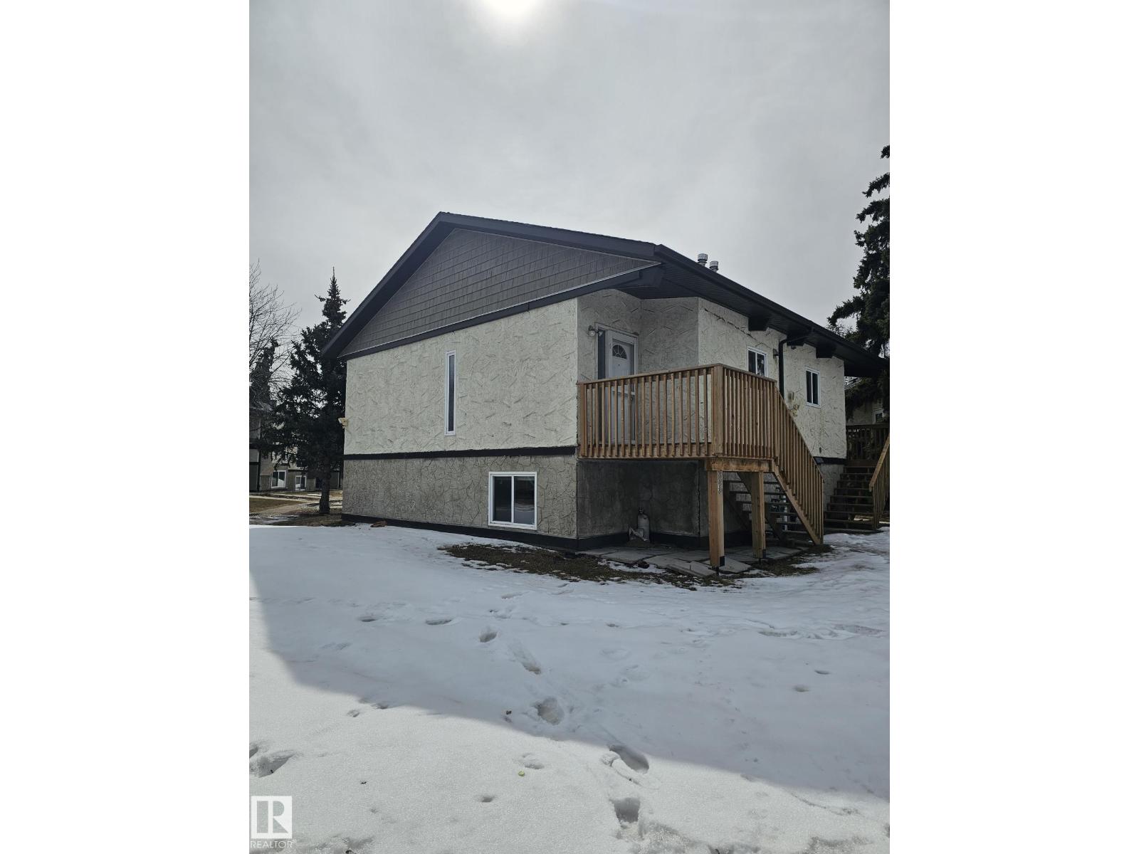 26 NORTHWOODS VG NW, Edmonton