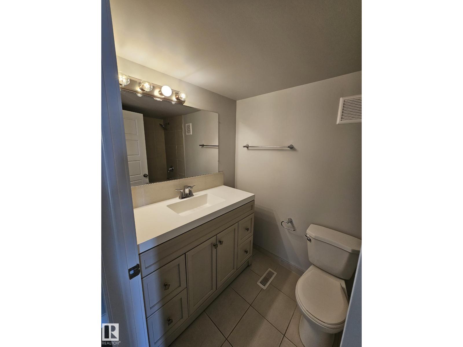 26 NORTHWOODS VG NW, Edmonton