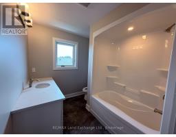 Unit 3 - 8 Golf Links Road, Kincardine, ON N2Z0G1 Photo 11