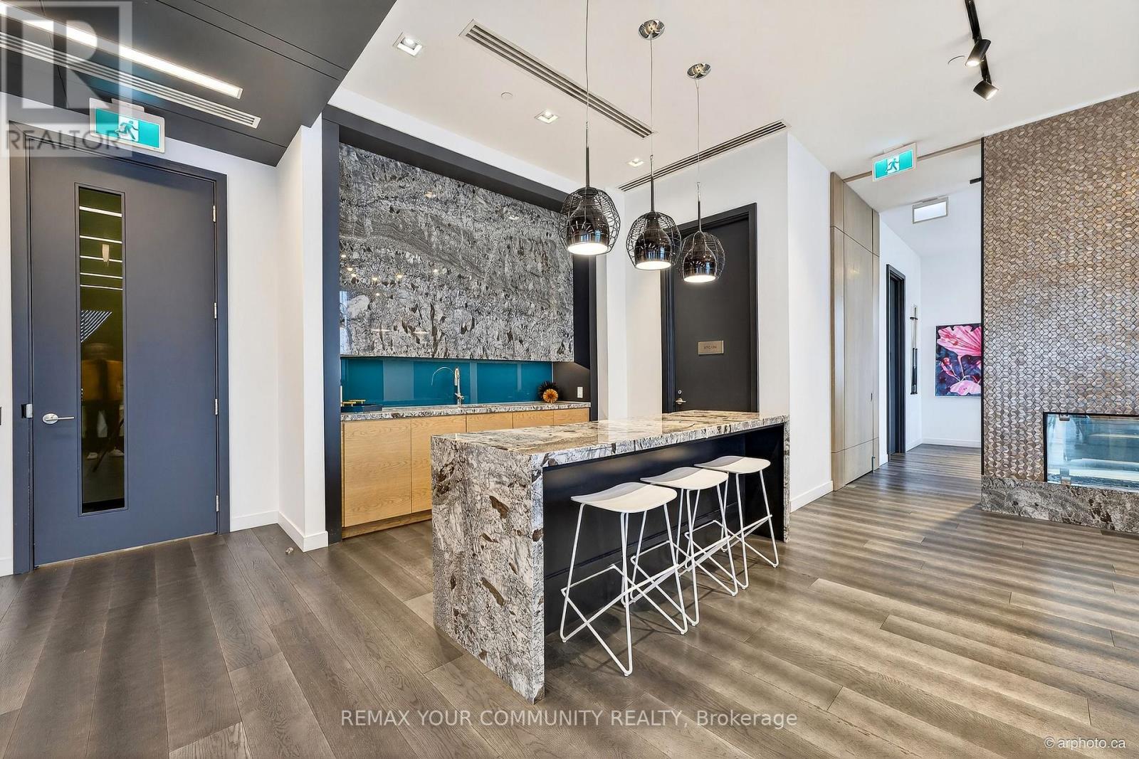 #1307 20 THOMAS RILEY ROAD - 9