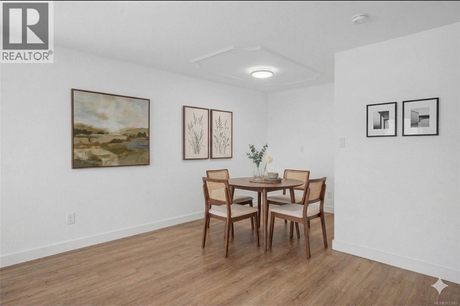 #303 2095 OAK BAY AVE - 8