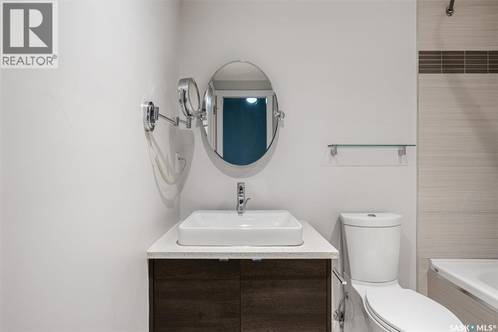 #504 550 4TH AVENUE N - 21