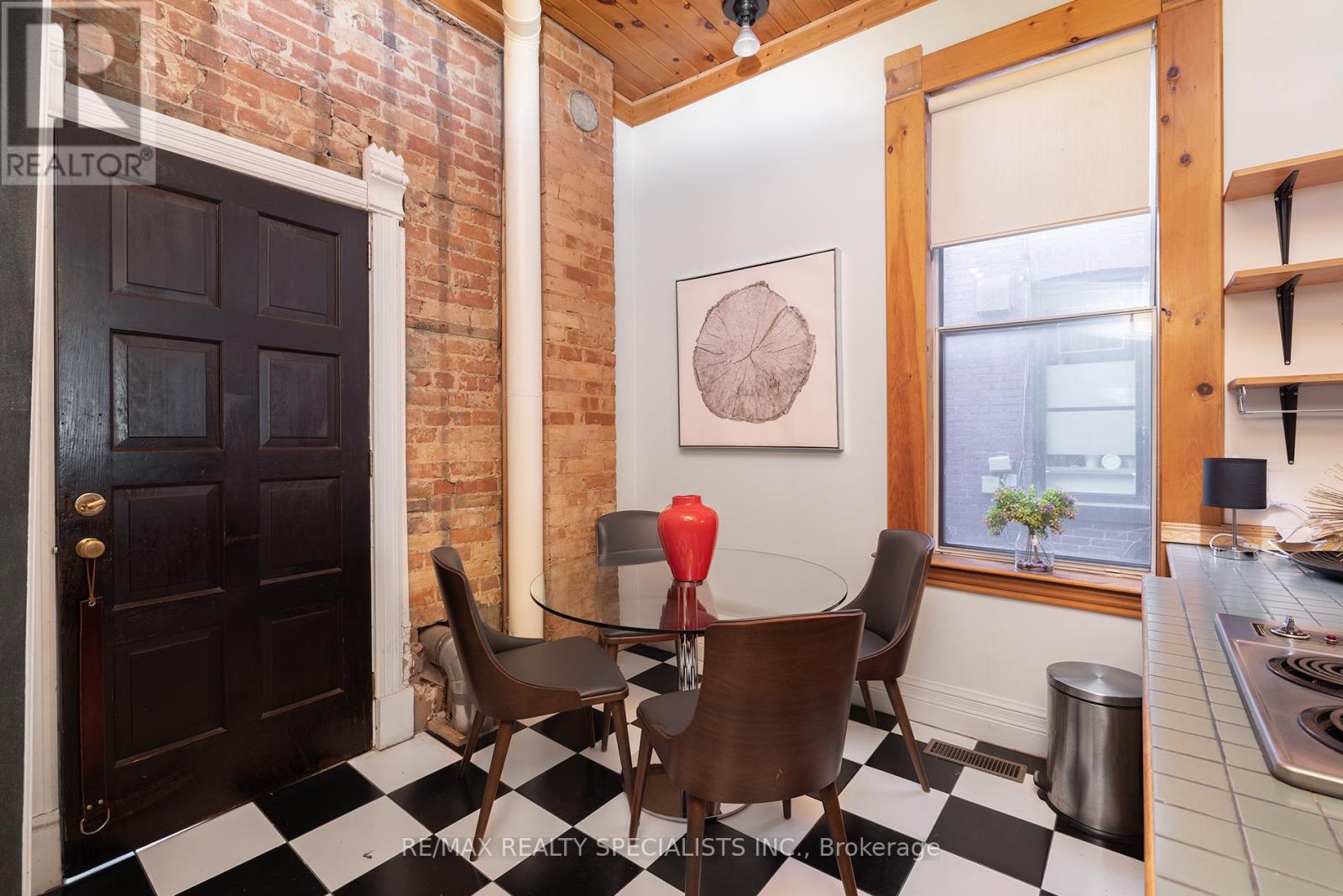 48 LEOPOLD STREET - 13