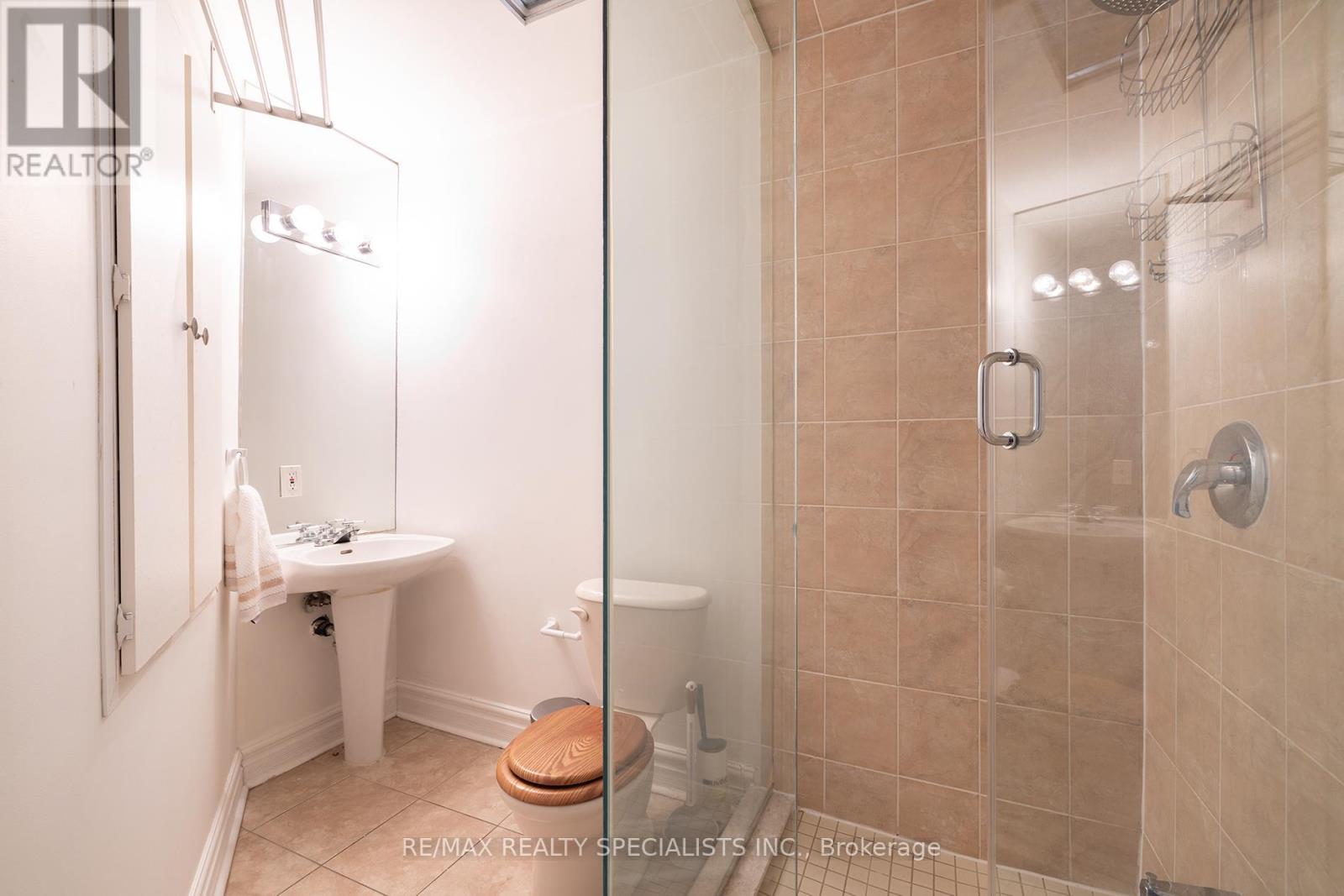48 LEOPOLD STREET - 14