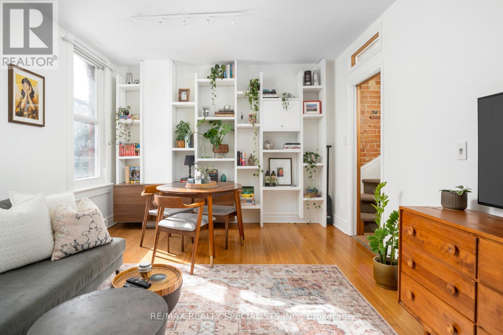 48 LEOPOLD STREET - 21