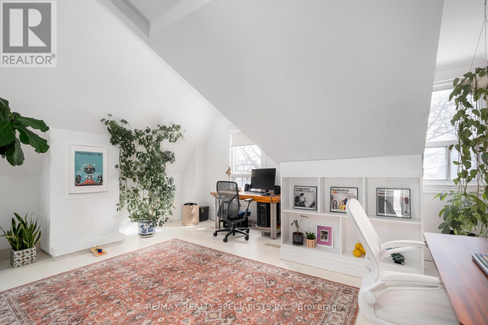 48 LEOPOLD STREET - 37