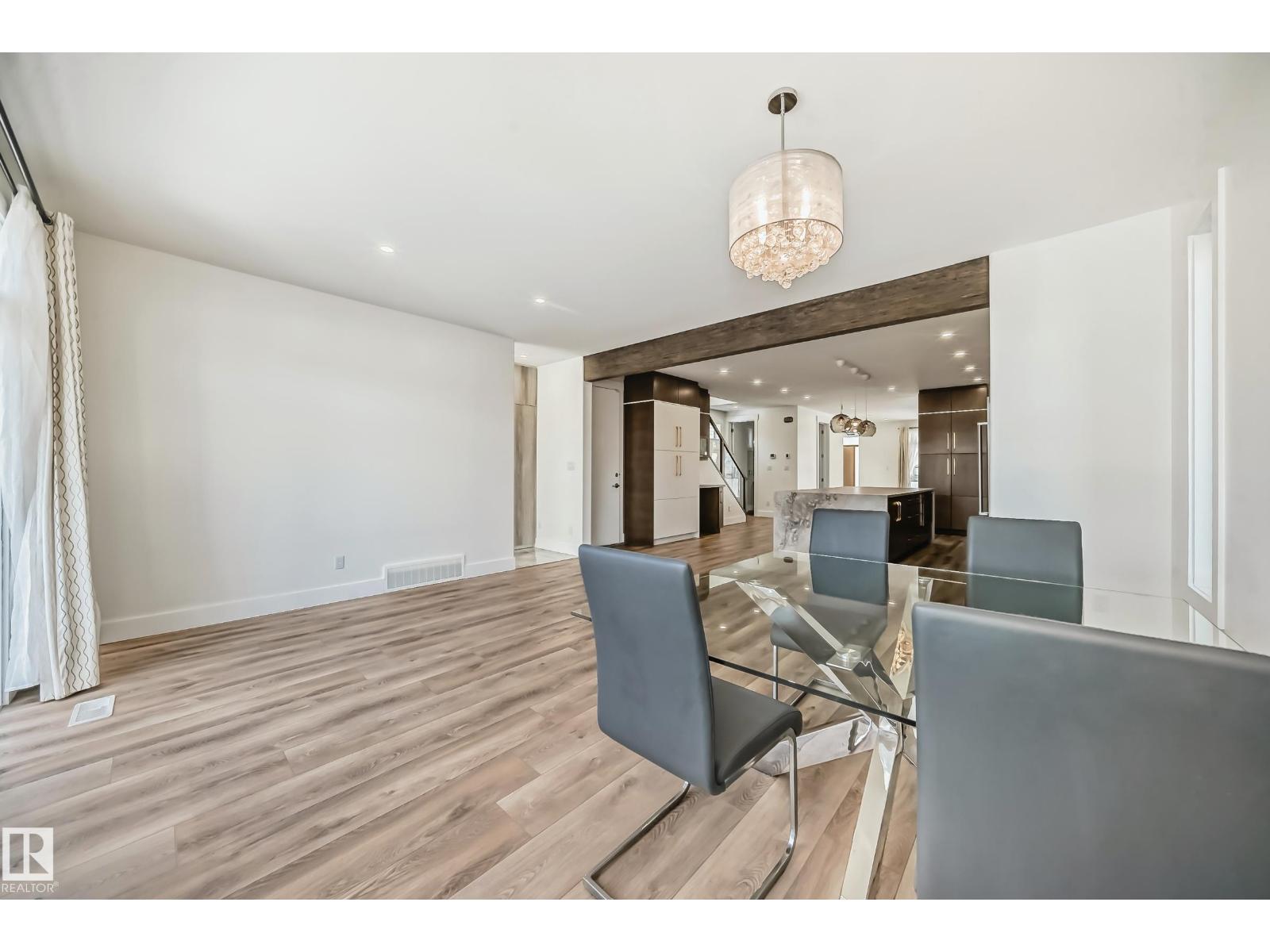 10506 68 AV NW, Edmonton