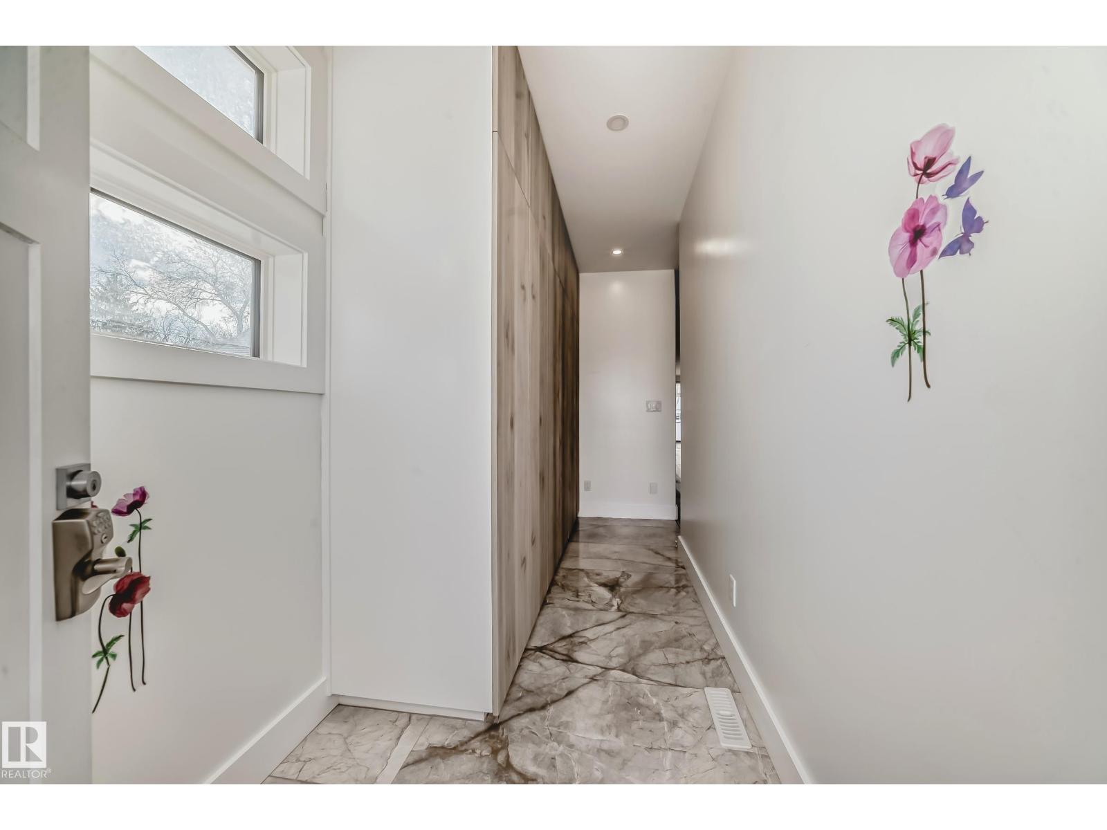 10506 68 AV NW, Edmonton