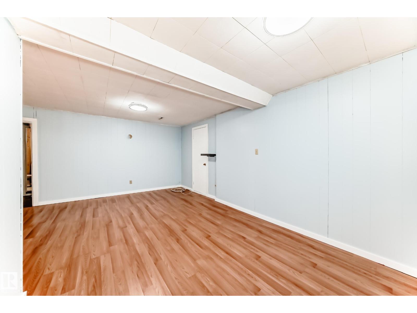 10928 149 ST NW - 25