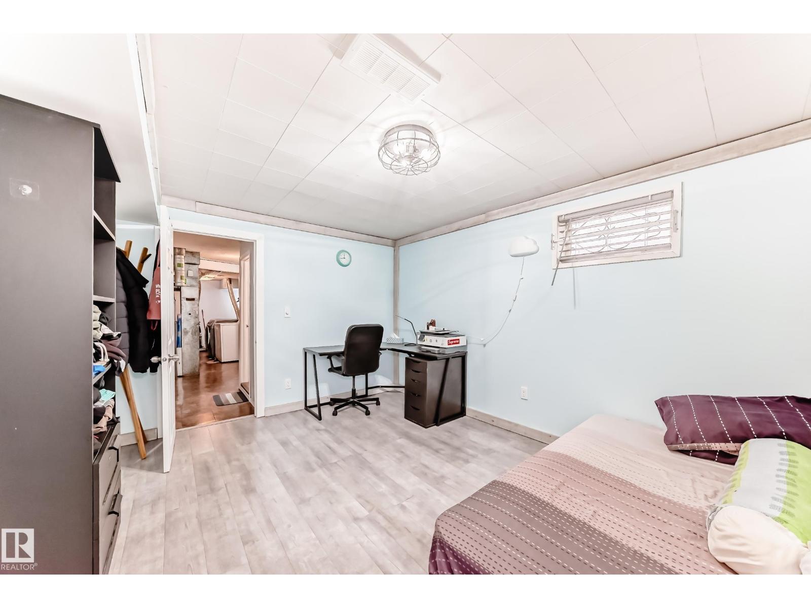 10928 149 ST NW, Edmonton