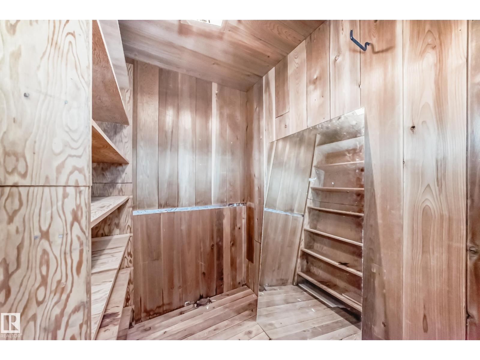 10928 149 ST NW - 35