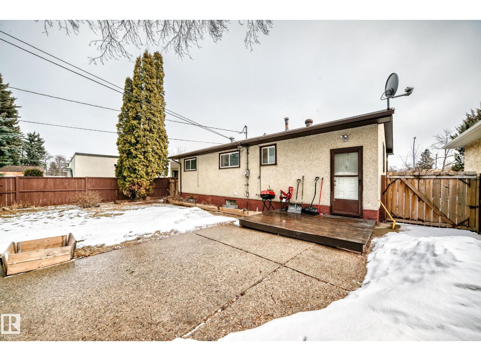 10928 149 ST NW, Edmonton