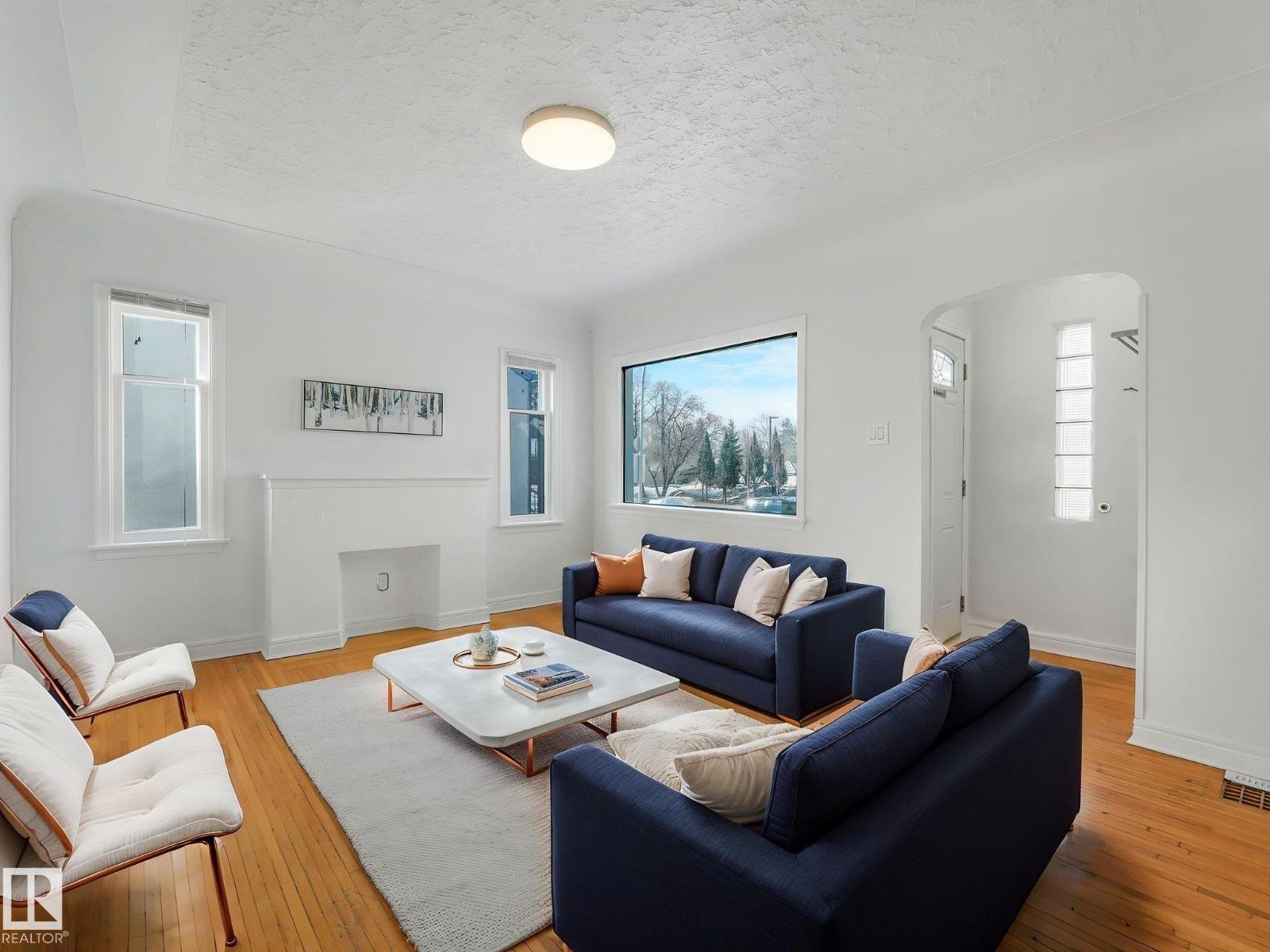 10645 62 AV NW, Edmonton