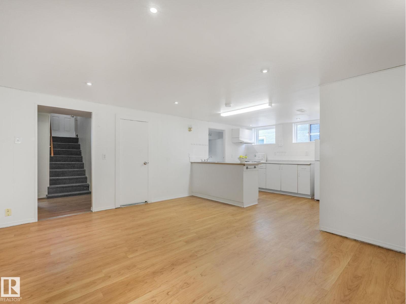 10645 62 AV NW, Edmonton