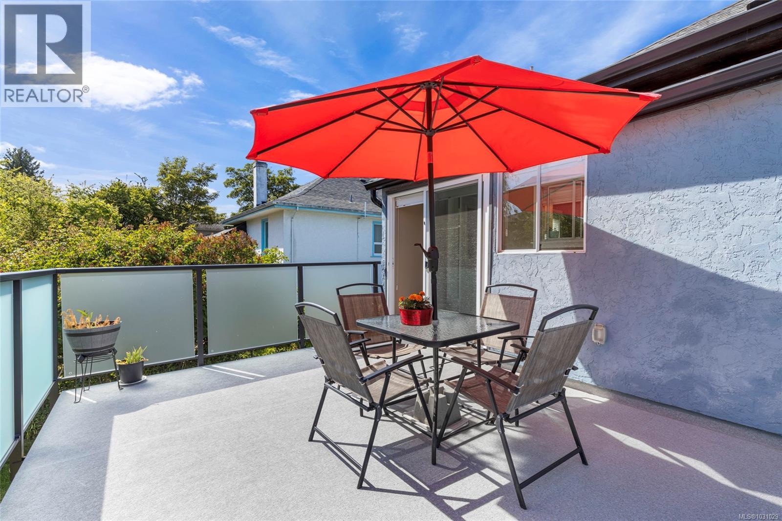  2065 Goldsmith Street, Oak Bay