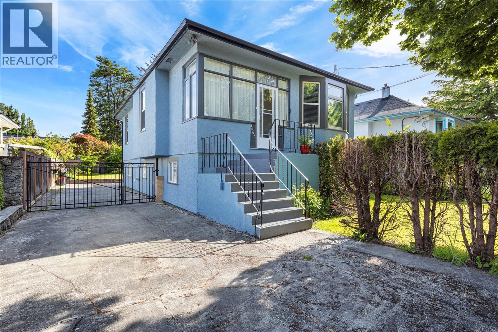  2065 Goldsmith Street, Oak Bay