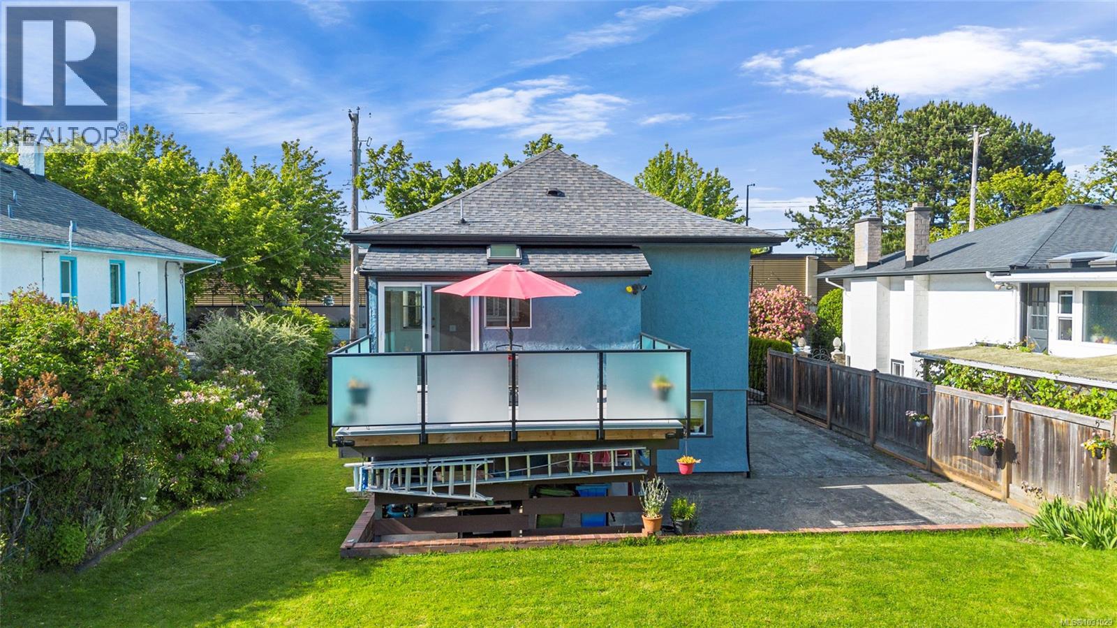  2065 Goldsmith Street, Oak Bay