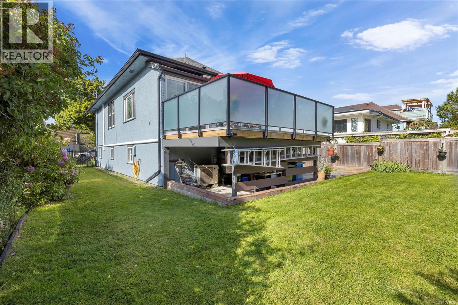  2065 Goldsmith Street, Oak Bay